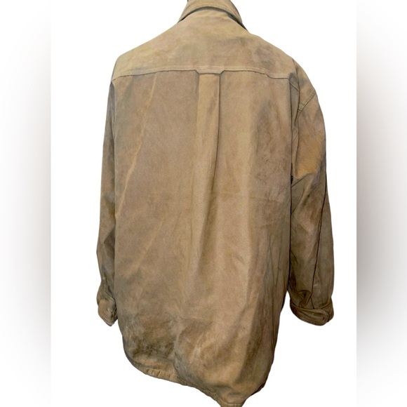 Men’s tan suede like WEATHERPROOF all weather shacket - Picture 4 of 7